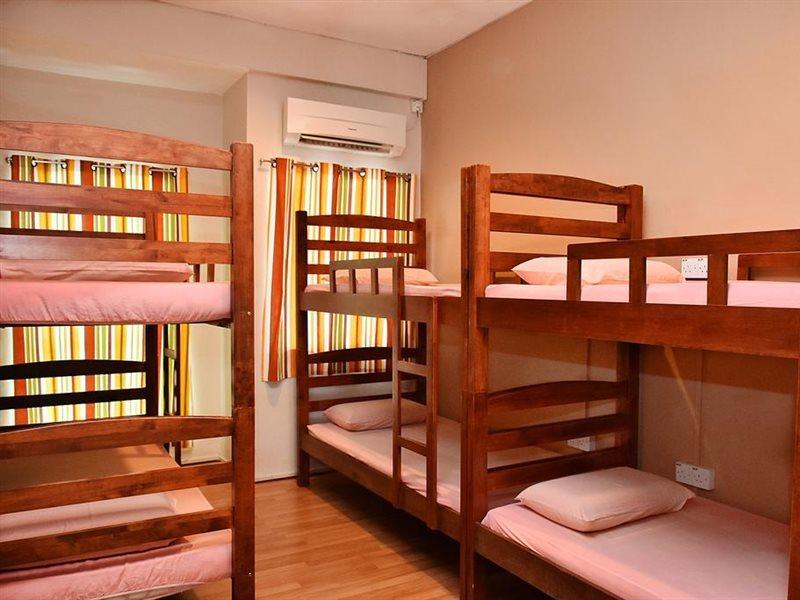 Harbourside Backpackers Hostel Sandakan Ngoại thất bức ảnh
