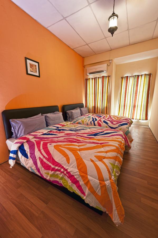 Harbourside Backpackers Hostel Sandakan Ngoại thất bức ảnh