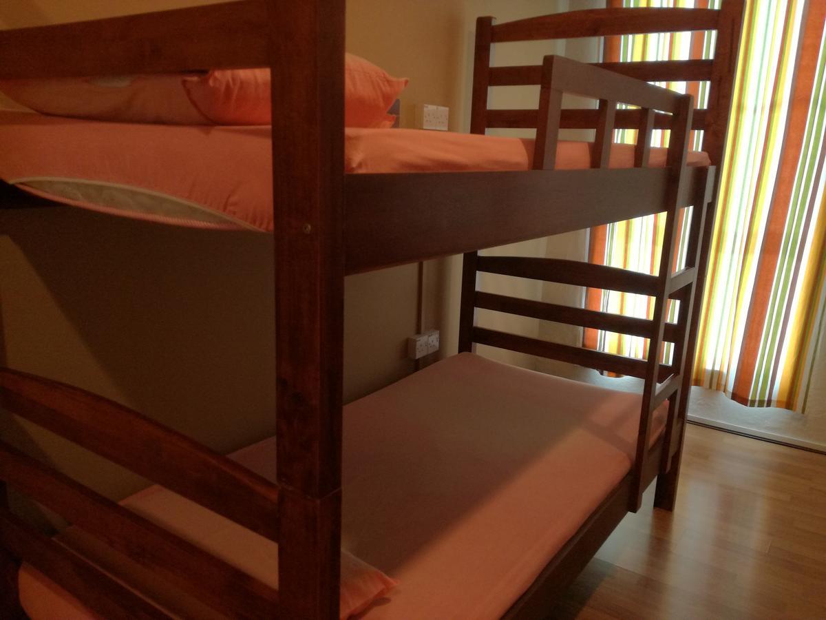 Harbourside Backpackers Hostel Sandakan Phòng bức ảnh