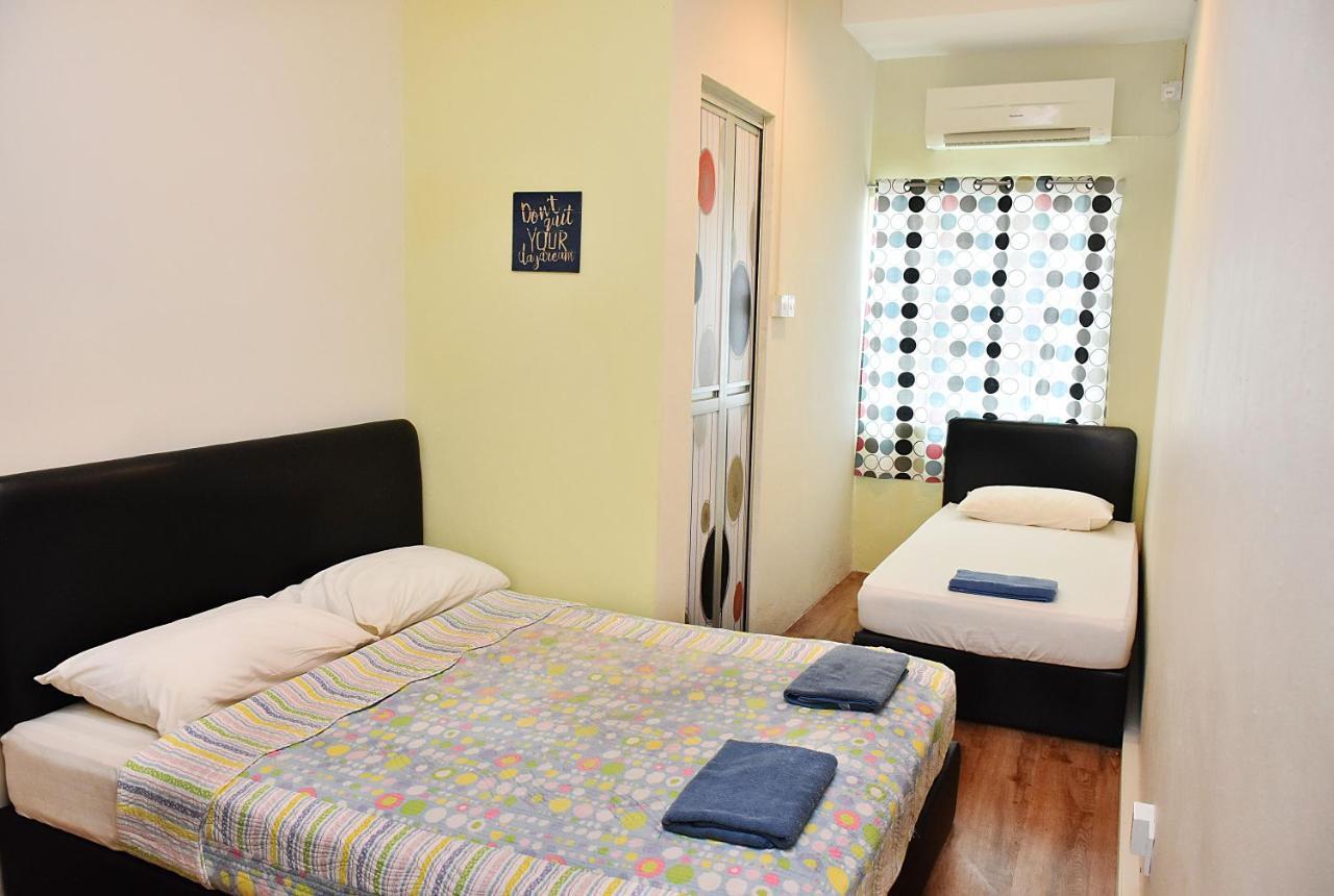 Harbourside Backpackers Hostel Sandakan Ngoại thất bức ảnh