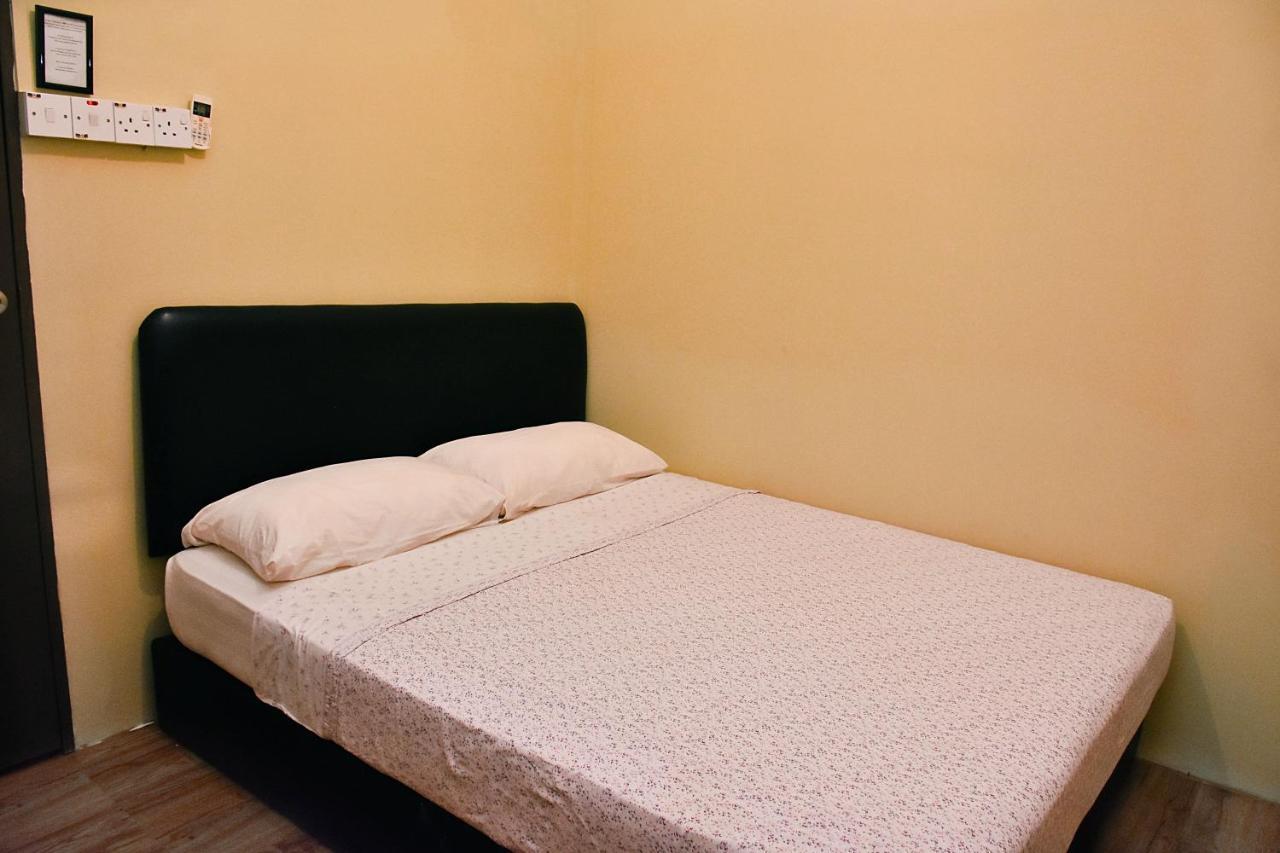 Harbourside Backpackers Hostel Sandakan Ngoại thất bức ảnh