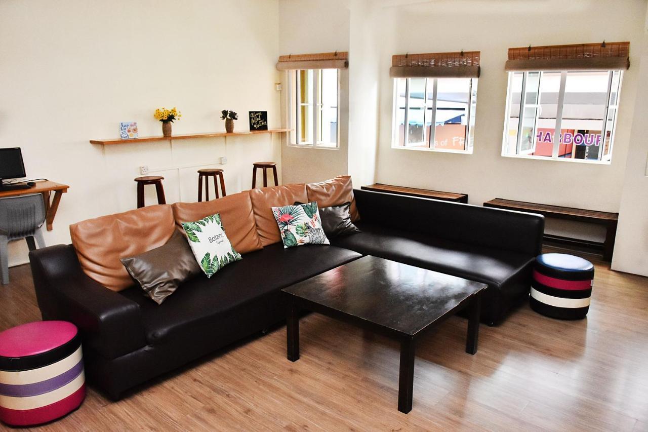 Harbourside Backpackers Hostel Sandakan Ngoại thất bức ảnh