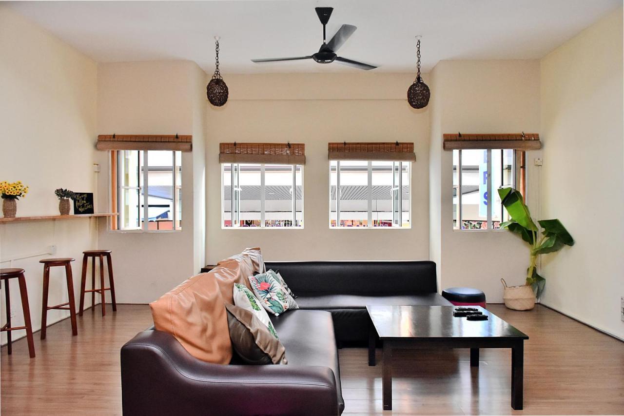 Harbourside Backpackers Hostel Sandakan Ngoại thất bức ảnh
